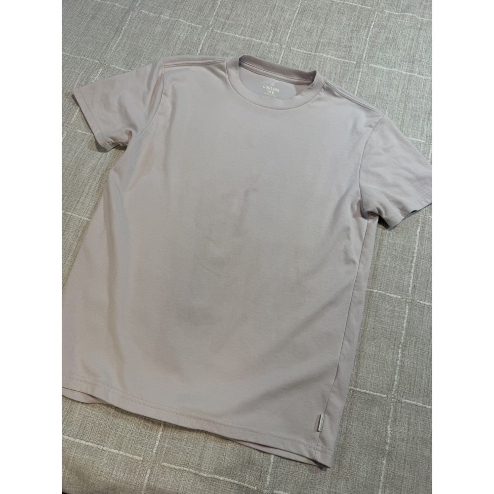 Hollister Cooling Tee T-Shirt Mens Small Relaxed Fit Pale Lavender Short Sleeve